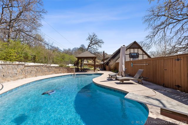 2901 E 73rd Street, Tulsa, OK 74136