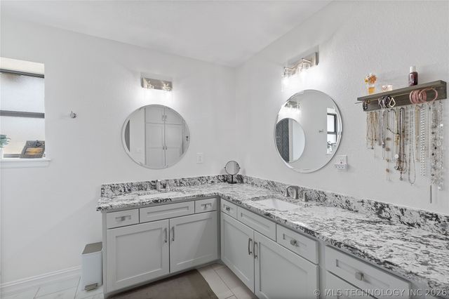 2901 E 73rd Street, Tulsa, OK 74136