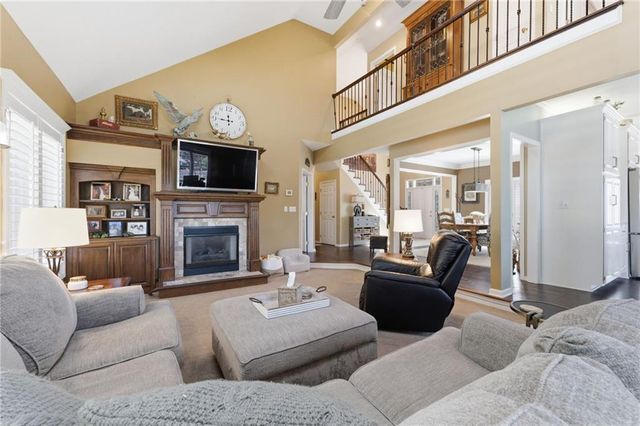 1000 Sherman Parkway, Belton, MO 64012