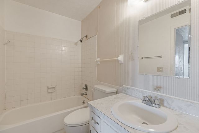 810 Bellevue Rd Apt 235, Nashville, TN 37221