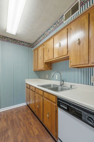 810 Bellevue Rd Apt 235, Nashville, TN 37221