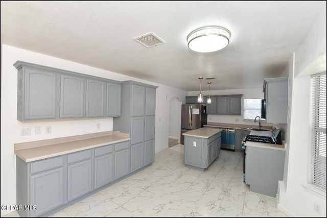 1603 Villa Del Sol, El Paso, TX 79911