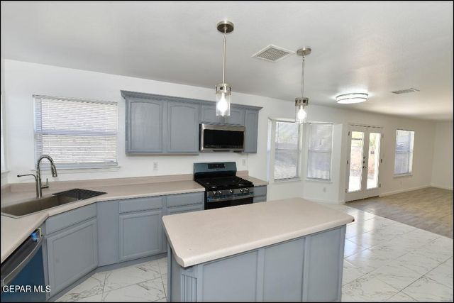 1603 Villa Del Sol, El Paso, TX 79911