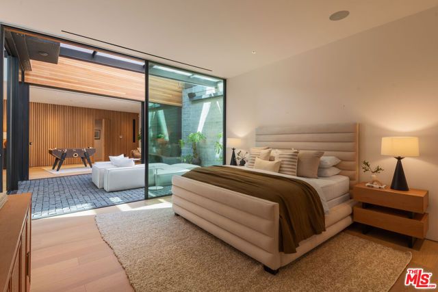 1520 Carla, Beverly Hills, CA 90210