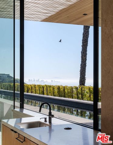 1520 Carla, Beverly Hills, CA 90210