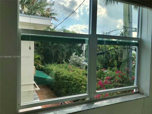 1618 Michigan Ave 28, Miami Beach, FL 33139