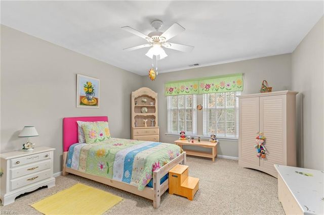 5405 Nature LN, Virginia Beach, VA 23455