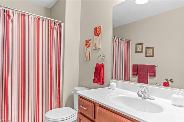 5405 Nature LN, Virginia Beach, VA 23455