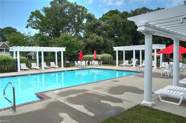 5405 Nature LN, Virginia Beach, VA 23455