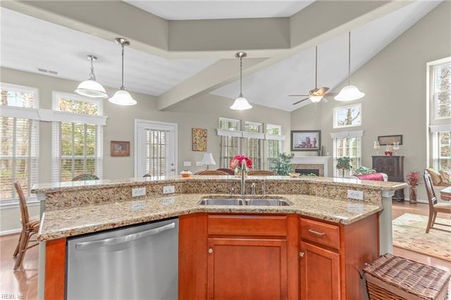 5405 Nature LN, Virginia Beach, VA 23455