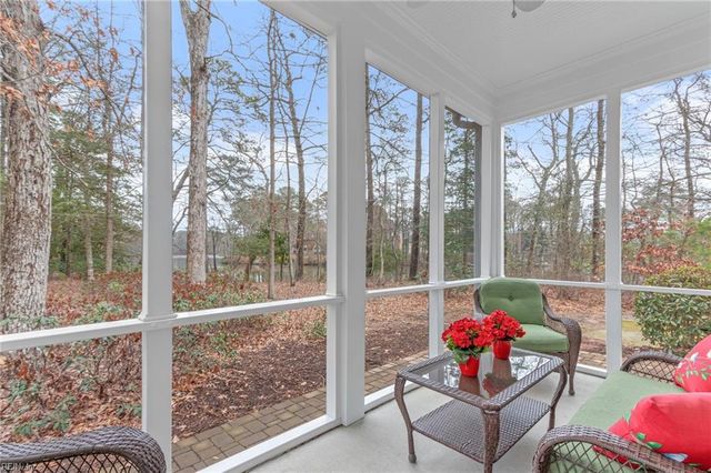 5405 Nature LN, Virginia Beach, VA 23455