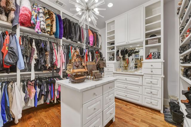 2901 Green Tee Drive, Pearland, TX 77581