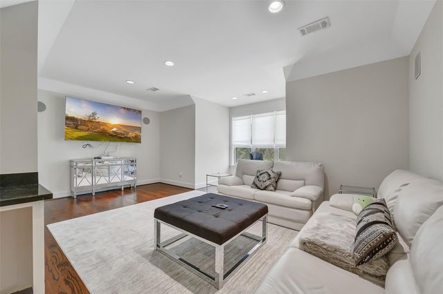 2901 Green Tee Drive, Pearland, TX 77581