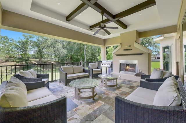 2901 Green Tee Drive, Pearland, TX 77581