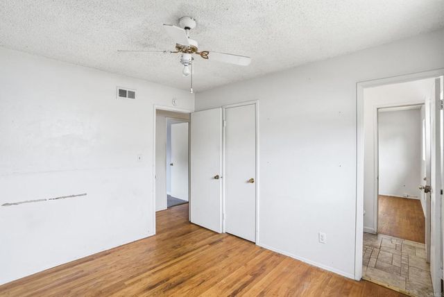 1922 Dartmoor Dr, Lemon Grove, CA 91945