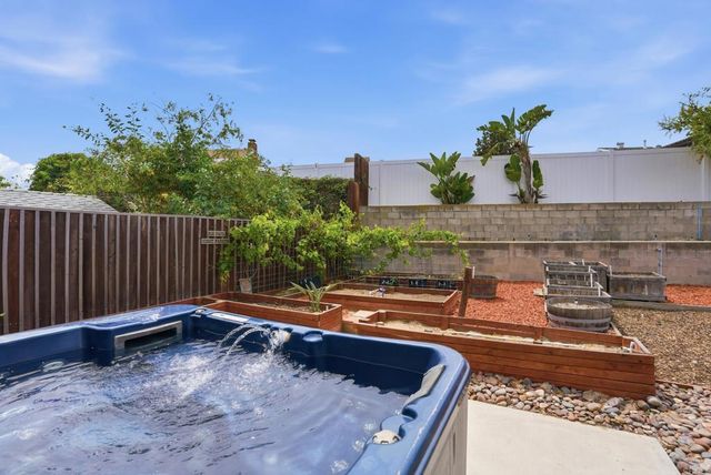 1922 Dartmoor Dr, Lemon Grove, CA 91945