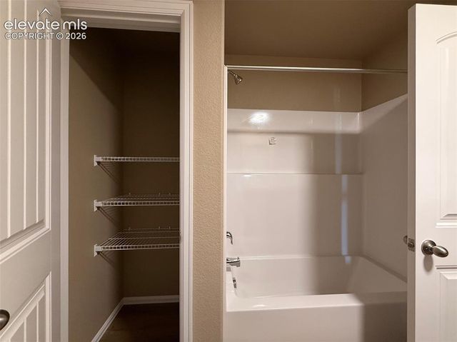 1718 Sandtoft Heights, Colorado Springs, CO 80951