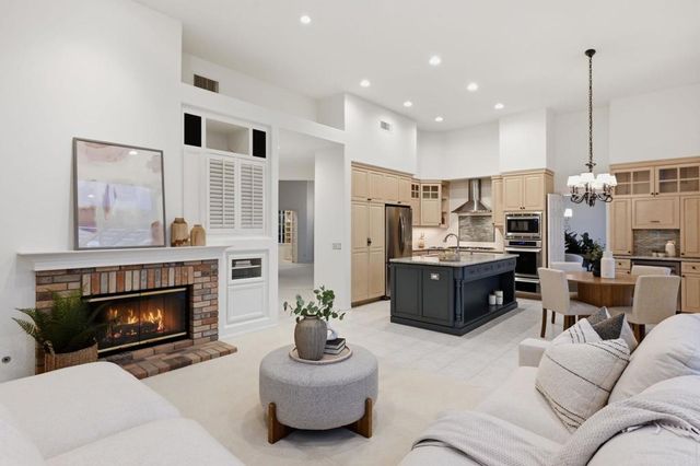 7009 Wildrose, Carlsbad, CA 92011