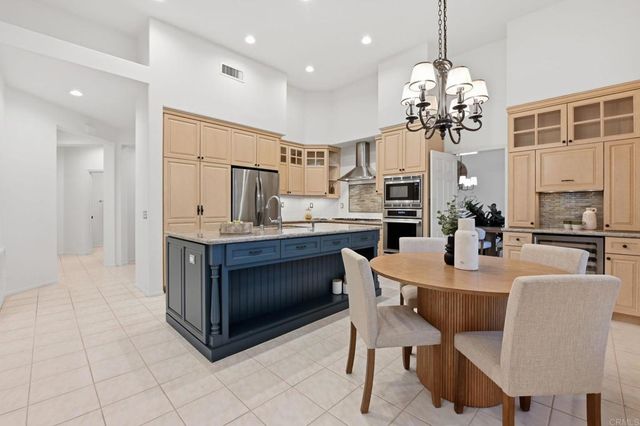 7009 Wildrose, Carlsbad, CA 92011