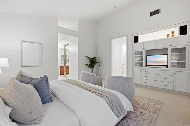 7009 Wildrose, Carlsbad, CA 92011