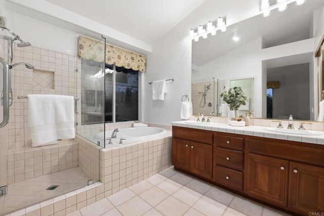 7009 Wildrose, Carlsbad, CA 92011