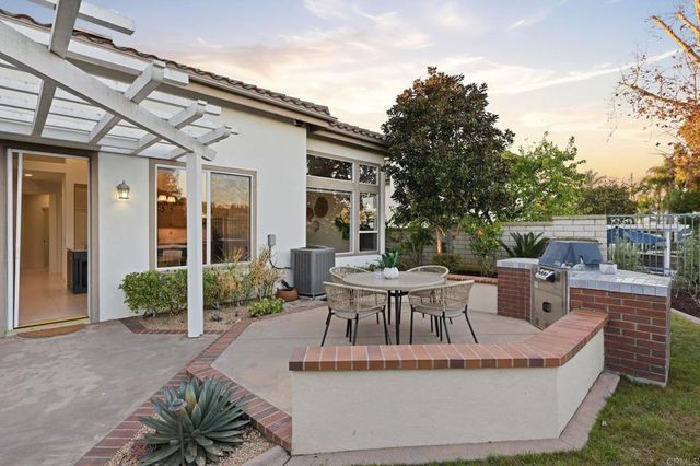 7009 Wildrose, Carlsbad, CA 92011