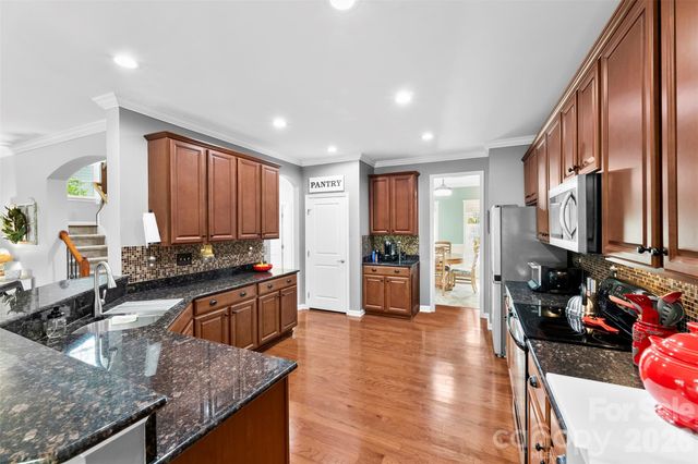 709 Heddington Court, Gastonia, NC 28056