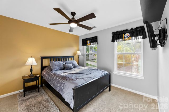 709 Heddington Court, Gastonia, NC 28056