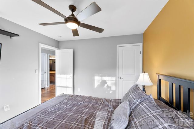 709 Heddington Court, Gastonia, NC 28056