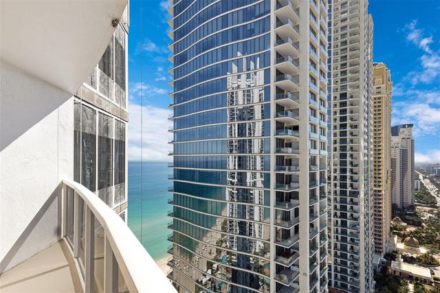 18001 Collins Avenue, Sunny Isles Beach, FL 33160