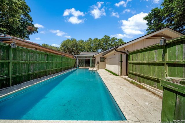 8350 Windway, Windcrest, TX 78239