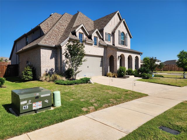 4313 Expedition Drive, Oak Point, TX 75068