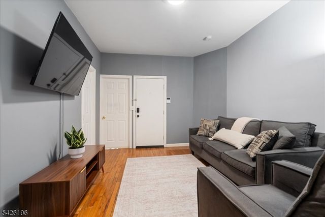 76 Mount Prospect Ave, Newark City, NJ 07104