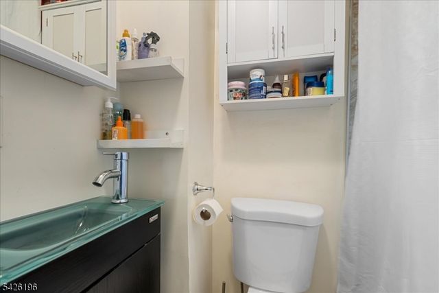 76 Mount Prospect Ave, Newark City, NJ 07104