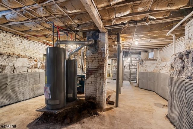 76 Mount Prospect Ave, Newark City, NJ 07104