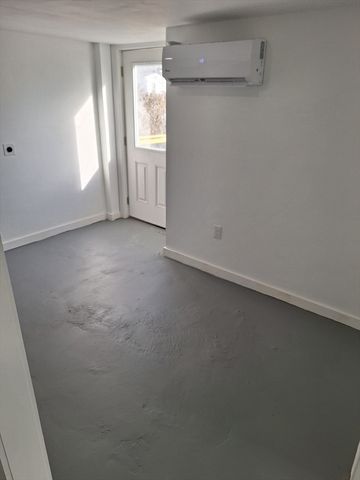 21 Boyden St, Fall River, MA 02721