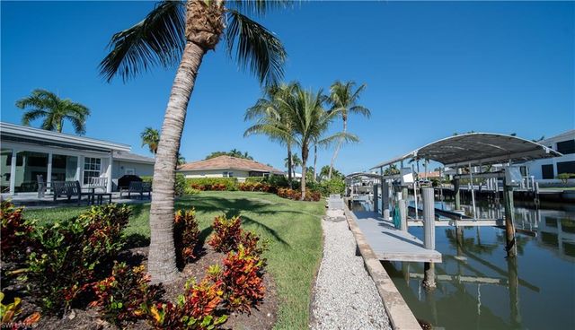 911 Heron CT, Marco Island, FL 34145