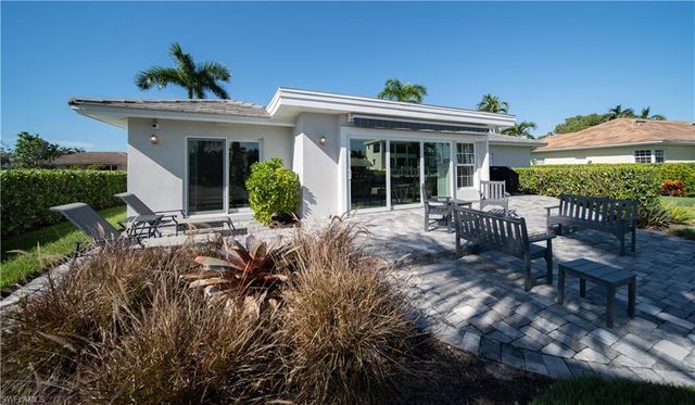 911 Heron CT, Marco Island, FL 34145