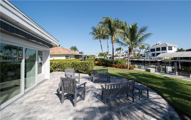 911 Heron CT, Marco Island, FL 34145