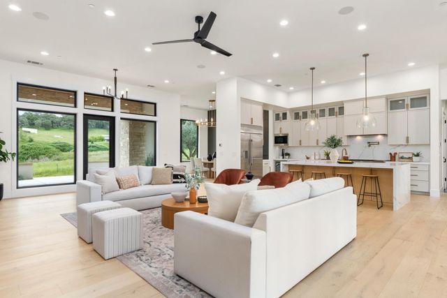 23664 Landon Evan Ln, Auburn, CA 95602