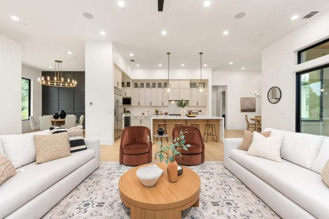 23664 Landon Evan Ln, Auburn, CA 95602