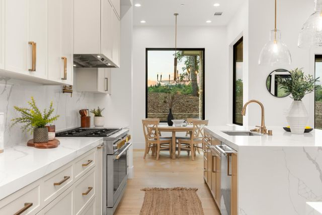 23664 Landon Evan Ln, Auburn, CA 95602