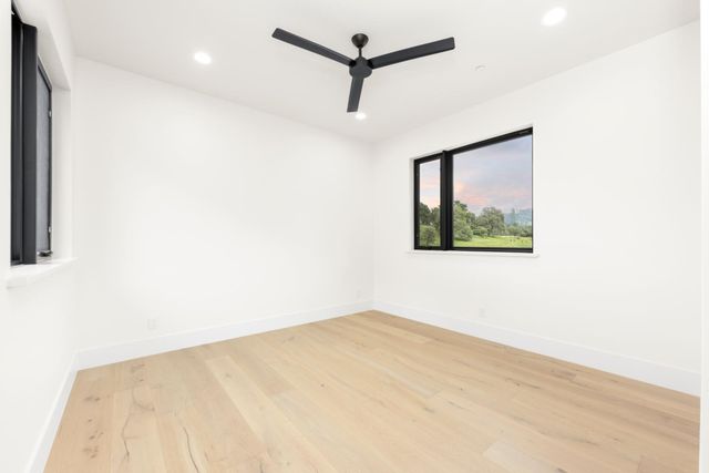 23664 Landon Evan Ln, Auburn, CA 95602
