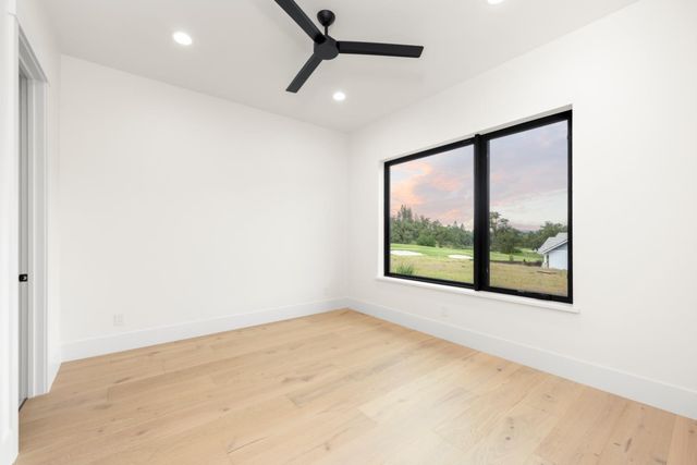 23664 Landon Evan Ln, Auburn, CA 95602
