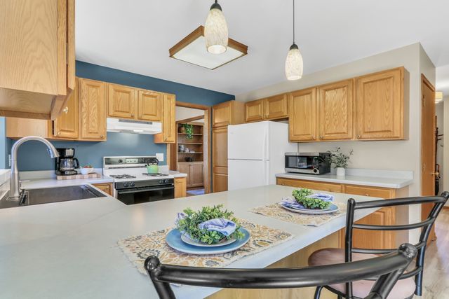 41034 N 1st Street, Antioch, IL 60002