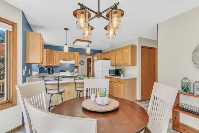 41034 N 1st Street, Antioch, IL 60002