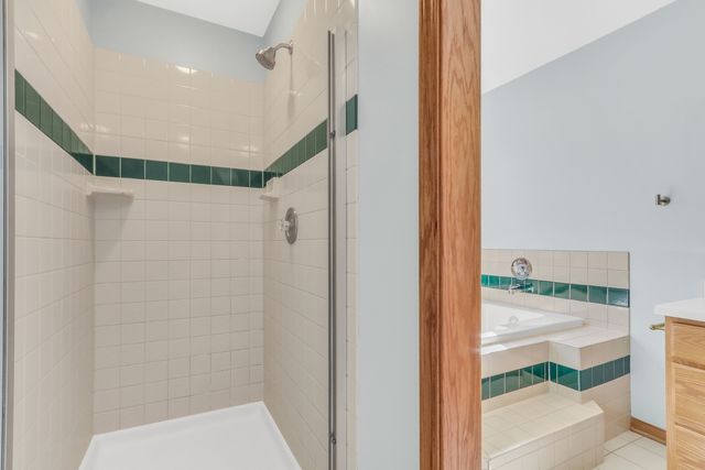 41034 N 1st Street, Antioch, IL 60002