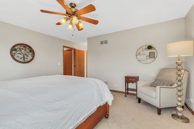 41034 N 1st Street, Antioch, IL 60002