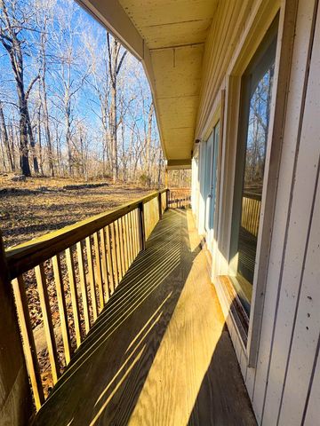 14 Cherokee Road, Cherokee Village, AR 72529