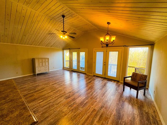 14 Cherokee Road, Cherokee Village, AR 72529